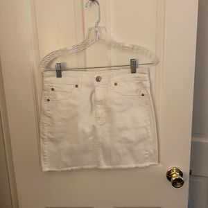 NWT White Jean skirt (stretchy!)